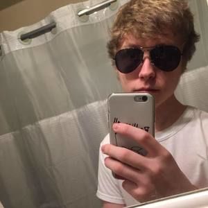 Meet your Posher, Jason